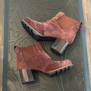 Sorel Women's Ankle Boots - Deep Burgundy